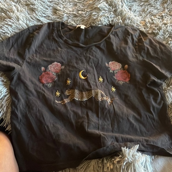 Crop top - Picture 1 of 3